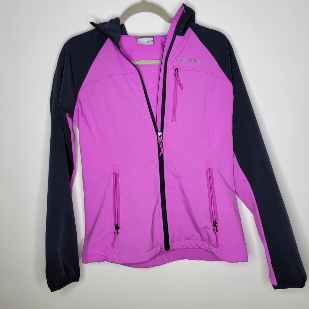 Columbia Sports women sz Small light weight jacket